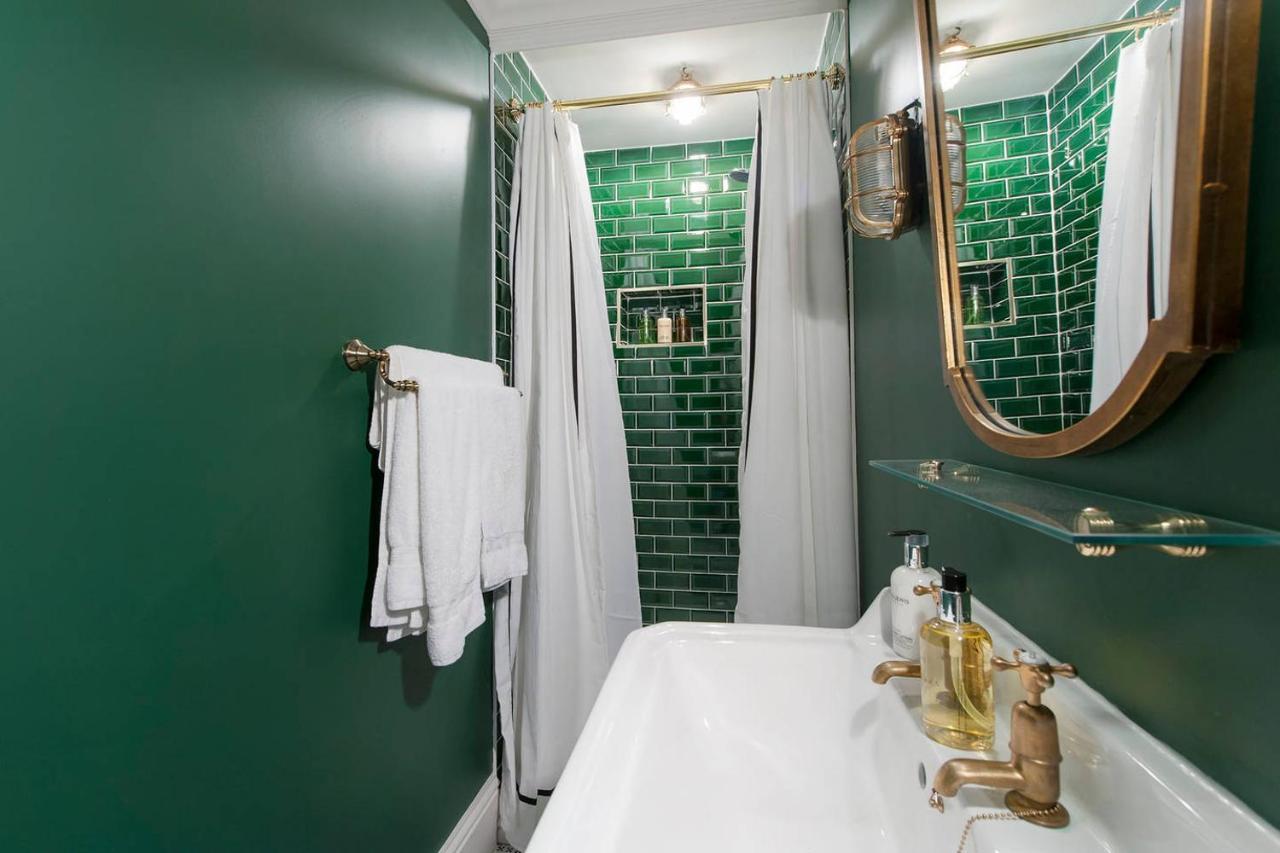Central Luxury Bath Garden Apartment Free Parking Exteriör bild